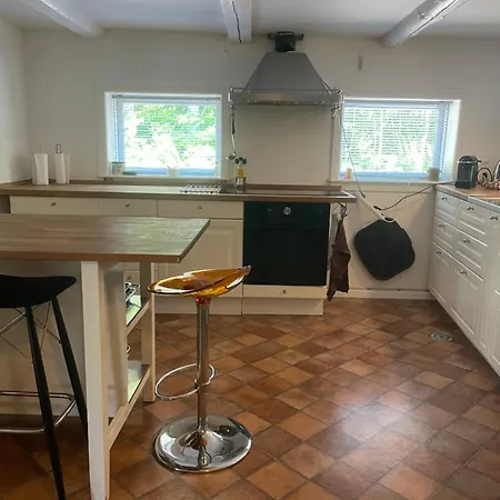 Lindegaarden Villa *